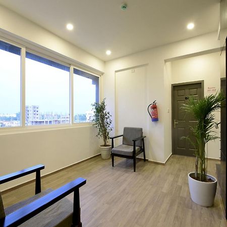 Townhouse Airport Road Hotell Yelahanka Eksteriør bilde
