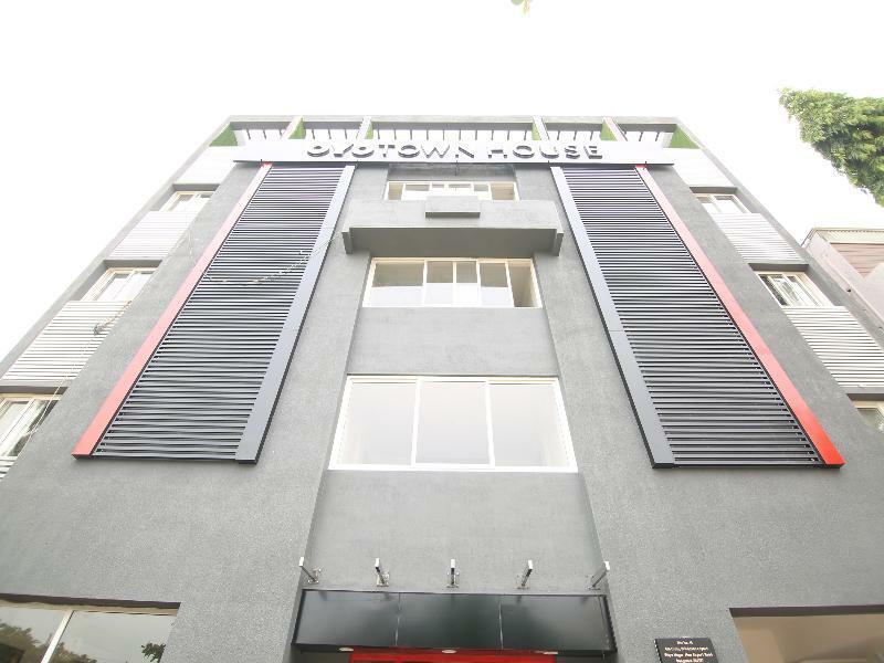 Townhouse Airport Road Hotell Yelahanka Eksteriør bilde